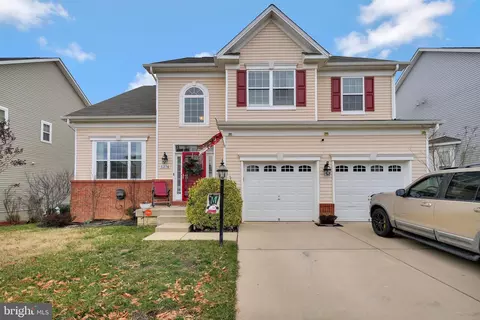 5376 Continental Dr, White Plains, MD 20695