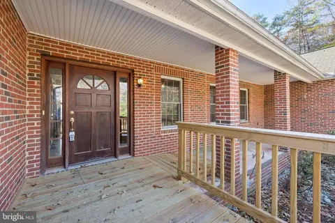 5730 Bent Pine Pl, Waldorf, MD 20601