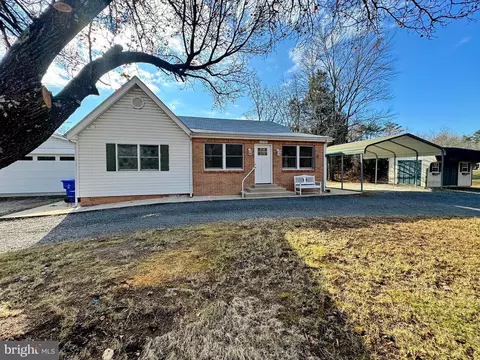 14987 Bassford Rd, Waldorf, MD 20601