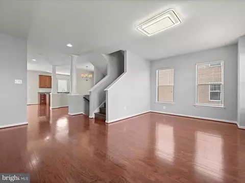 Living - 9832 Ushers Pl, Waldorf, MD 20601 photo 4 of 6