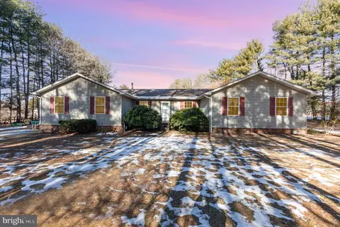 15050 Oaks Rd, Charlotte Hall, MD 20622