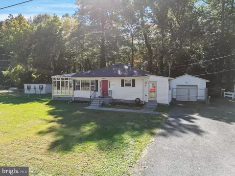 14329 High Ave, Cobb Island, MD 20625