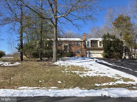 409 Butternut Ct, La Plata, MD 20646