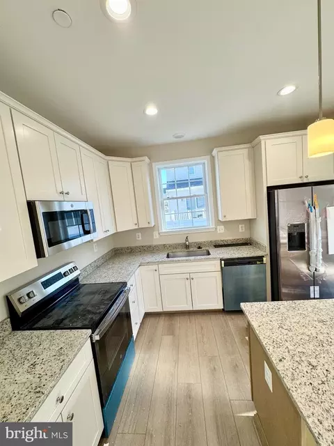 Kitchen - 3132 Maize Pl, La Plata, MD 20646 photo 2 of 2