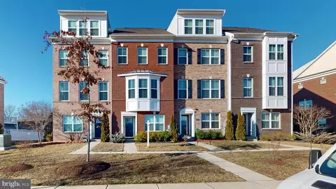 11289 Saint Luke Dr, White Plains, MD 20695