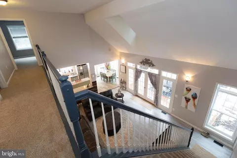 Entry Way - 11547 Wollaston Cir, Swan Point, MD 20645 photo 16 of 20