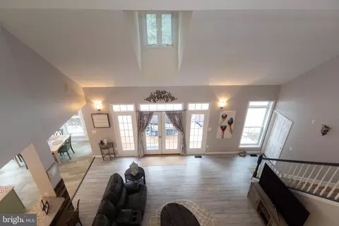 Entry Way - 11547 Wollaston Cir, Swan Point, MD 20645 photo 17 of 20