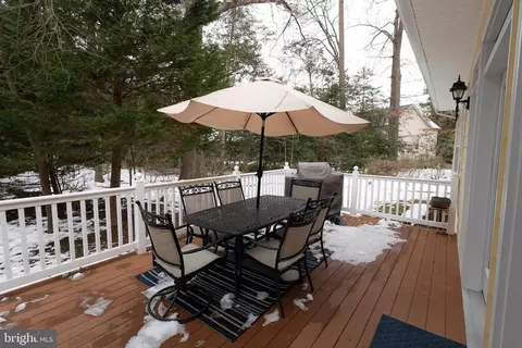 Exterior - 11547 Wollaston Cir, Swan Point, MD 20645 photo 5 of 11