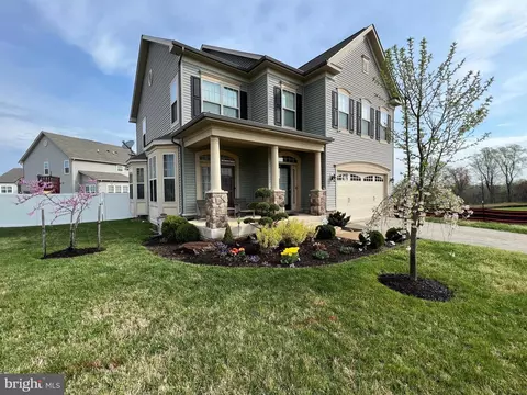 9850 Selkie Ln, Waldorf, MD 20601