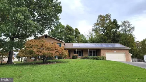104 Quail Ct, La Plata, MD 20646