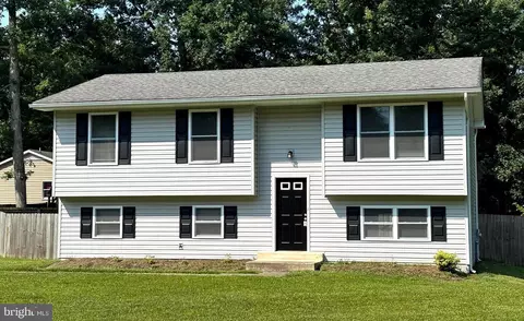 12725 Bar Oak Dr, Waldorf, MD 20601