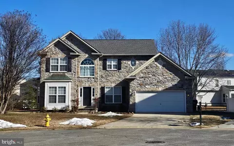 4601 Angushire Ct, Waldorf, MD 20602