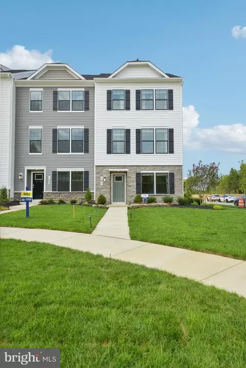 Exterior - 123 Soft Rush Ln, La Plata, MD 20646 photo 2 of 5