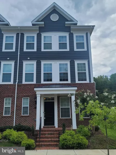 258 B Buckeye Cir, La Plata, MD 20646