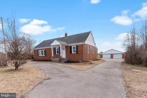 13853 Burnt Store Rd, Hughesville, MD 20637