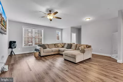 Living - 1035 Rye Dr, La Plata, MD 20646 photo 2 of 3