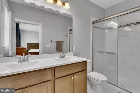 Bath - 1035 Rye Dr, La Plata, MD 20646 photo 1 of 2