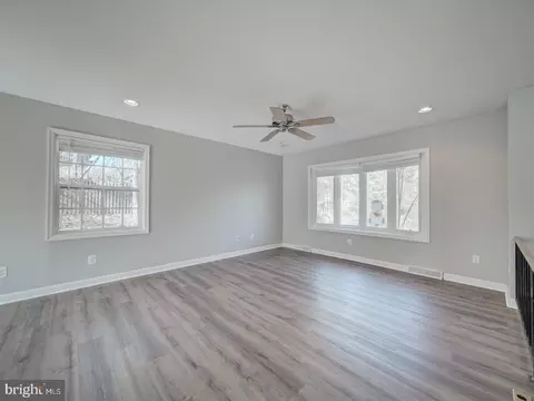 8415 Warren Dr, Pomfret, MD 20675 photo 12