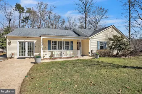 3535 Smokethorn Ct, Waldorf, MD 20602