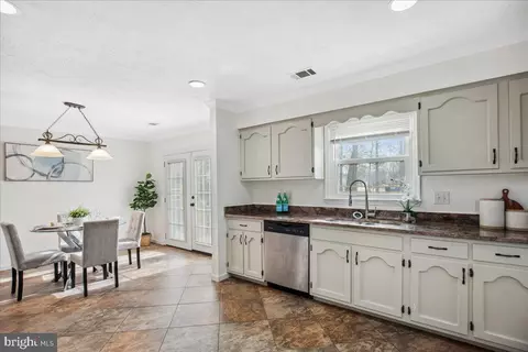 3671 Rusty Leaf Ct, Waldorf, MD 20602 photo 15