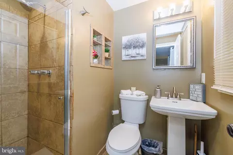 Bath - 5602 Daniel Cir, Waldorf, MD 20601 photo 1 of 5
