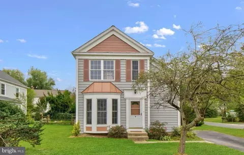 3447 G Iris Pl, Waldorf, MD 20602