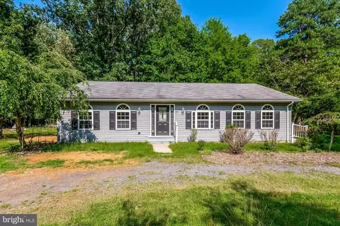 9380 Crystal Ln, Bel Alton, MD 20611
