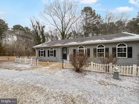 9380 Crystal Ln, Bel Alton, MD 20611