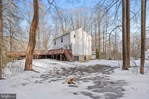 Exterior - 16034 Beechnut Dr, Brandywine, MD 20613 photo 15 of 19