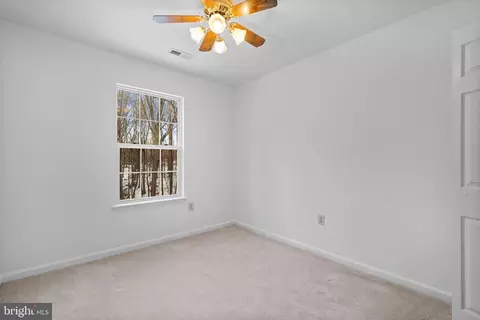 Bedroom - 16034 Beechnut Dr, Brandywine, MD 20613 photo 2 of 4