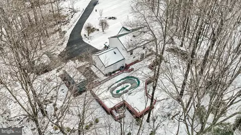 View/Area - 16034 Beechnut Dr, Brandywine, MD 20613 photo 2 of 10
