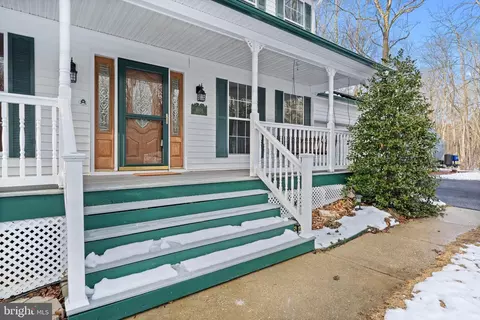 Exterior - 16034 Beechnut Dr, Brandywine, MD 20613 photo 14 of 19