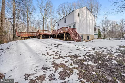 Exterior - 16034 Beechnut Dr, Brandywine, MD 20613 photo 4 of 19