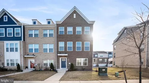 6954 Farragut Dr, Bryans Road, MD 20616