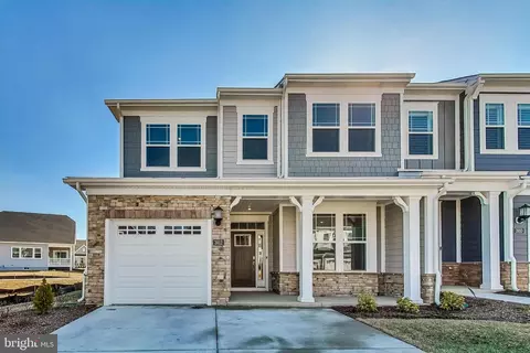 3912 Glacier Bay Pl, White Plains, MD 20695