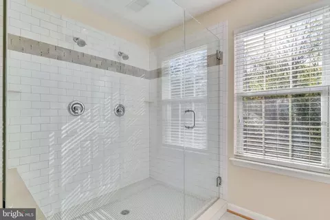 Bath - 100 Cornwall Ct, La Plata, MD 20646 photo 3 of 6