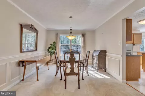 Dining - 100 Cornwall Ct, La Plata, MD 20646 photo 3 of 4