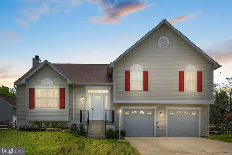 5504 Moonfish Ct, Waldorf, MD 20603
