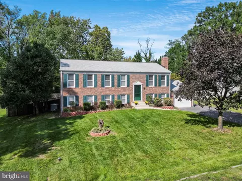 Exterior - 2303 Springbrook Ct, Waldorf, MD 20601 photo 8 of 10