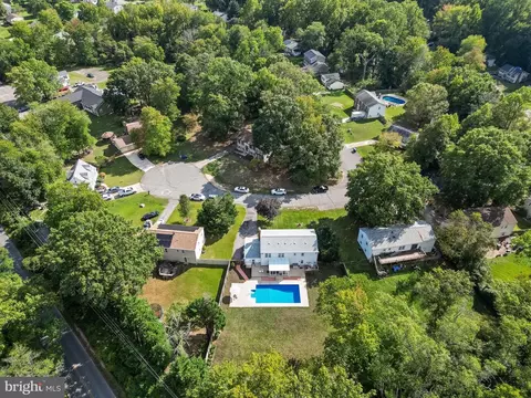 View/Area - 2303 Springbrook Ct, Waldorf, MD 20601 photo 5 of 8