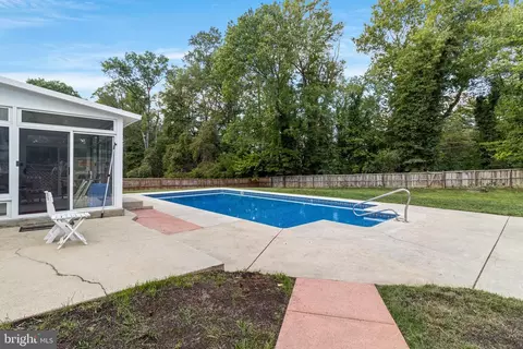 Exterior - 2303 Springbrook Ct, Waldorf, MD 20601 photo 3 of 10