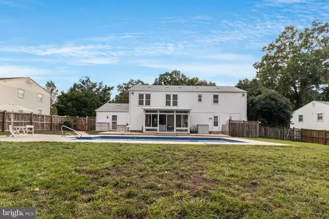 Exterior - 2303 Springbrook Ct, Waldorf, MD 20601 photo 7 of 10