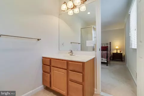 Bath - 2303 Springbrook Ct, Waldorf, MD 20601 photo 3 of 4