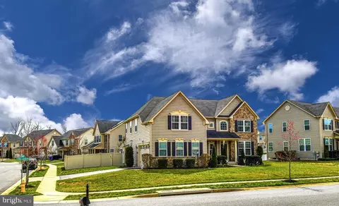 2843 Yellow Birch Ln, Waldorf, MD 20603