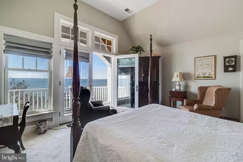 Bedroom - 11520 Magnolia Ct, Issue, MD 20645 photo 2 of 7