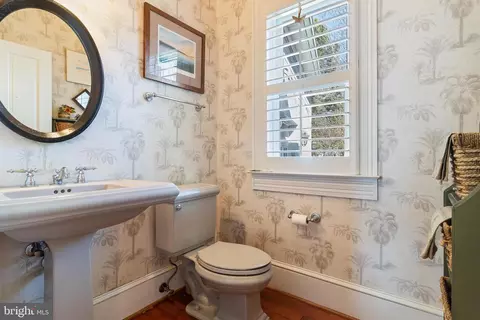Bath - 11520 Magnolia Ct, Issue, MD 20645 photo 1 of 6