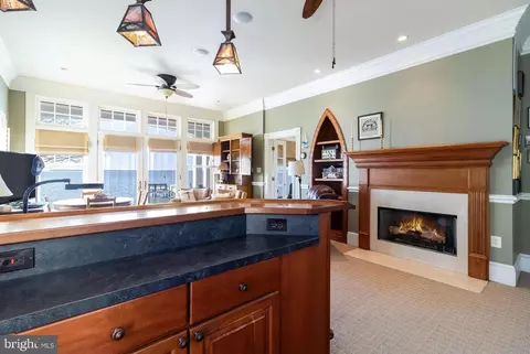 Kitchen - 11520 Magnolia Ct, Issue, MD 20645 photo 8 of 8