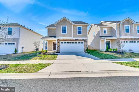 566 Fawn Meadow Ln, La Plata, MD 20646