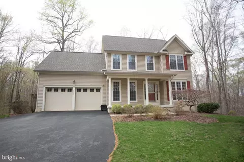 5900 Pinto Pl, Hughesville, MD 20637