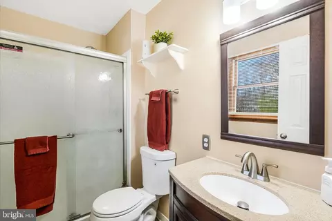 82 Garner Ave, Waldorf, MD 20602 photo 7